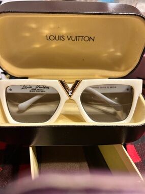 Louis Vuitton White Square Sunglasses with Gold V Accent